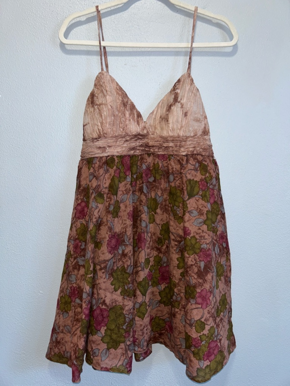 Aggie Floral Spaghetti Strap Mini Dress in Mauve and Olive Size L